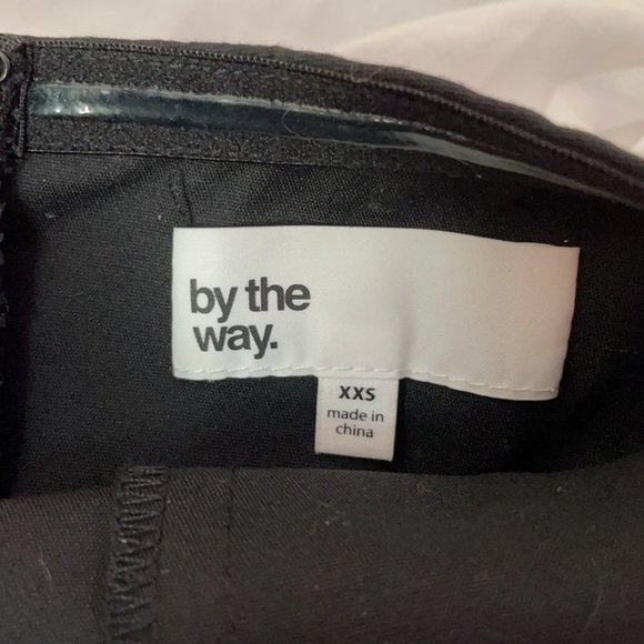 By the way fitted dress - Picture 2 of 2